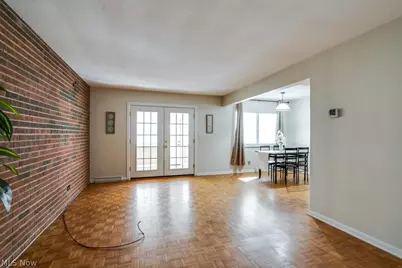 25600 Country Club Boulevard #4, North Olmsted, OH 44070 - Photo 9