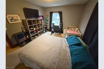 355 Kenyon Avenue, Elyria, OH 44035 - Photo 11