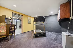 5856 Linder Cir NE, Canton, OH 44721 - Photo 35