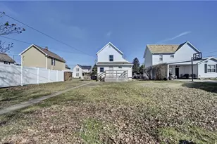 1126 Sherman Ave, New Philadelphia, OH 44663 - Photo 9