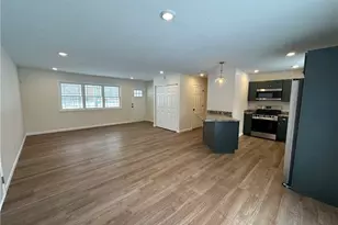 24 Maranatha Dr, Youngstown, OH 44505 - Photo 5