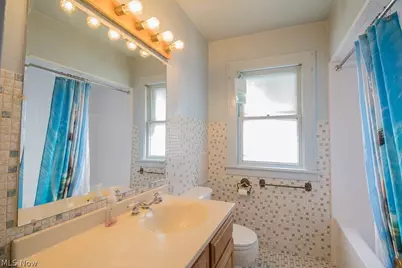 1376 Avondale Road, Loveland, OH 44121 - Photo 21