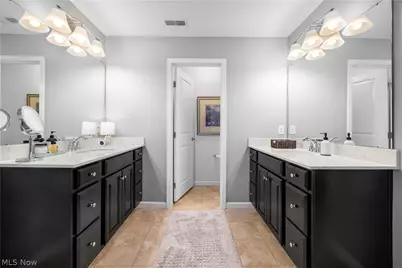 2430 Woodhawk Lane, Avon, OH 44011 - Photo 35