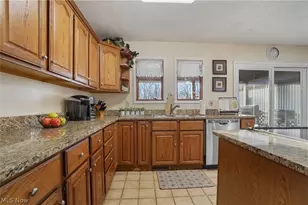 2282 Heston Dr, Lake Milton, OH 44429 - Photo 11