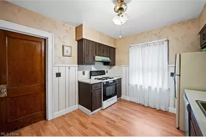 1646 Grace Avenue, Oakwood, OH 44107 - Photo 9