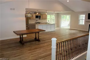 117 Lucretia Ln, Columbiana, OH 44408 - Photo 3