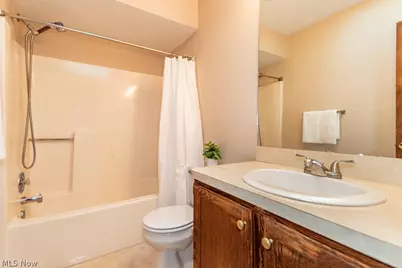 5034 Medhurst Avenue, Solon, OH 44139 - Photo 33