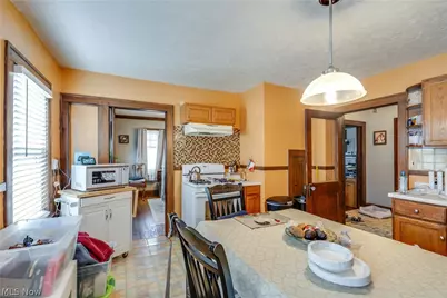 21840 Miller Avenue, Euclid, OH 44119 - Photo 15