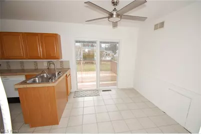3930 Brandomyne Avenue, Austintown, OH 44511 - Photo 11
