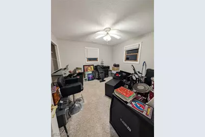 852 Kenilworth Avenue SE, Warren, OH 44484 - Photo 11