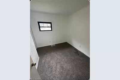 407 Main Street, Follansbee, WV 26037 - Photo 5