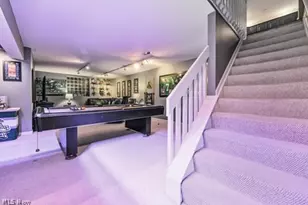 637 Hunters Trail, Akron, OH 44313 - Photo 13