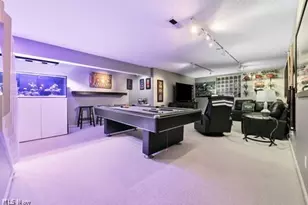 637 Hunters Trail, Akron, OH 44313 - Photo 9