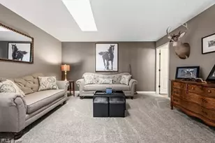 637 Hunters Trail, Akron, OH 44313 - Photo 21