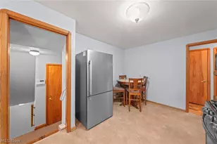 13406 Lakewood Heights Blvd, Oakwood, OH 44107 - Photo 9