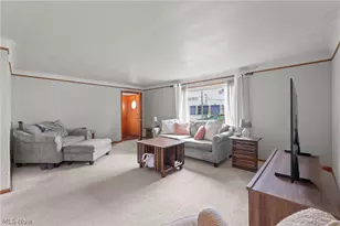 13406 Lakewood Heights Blvd, Oakwood, OH 44107 - Photo 5