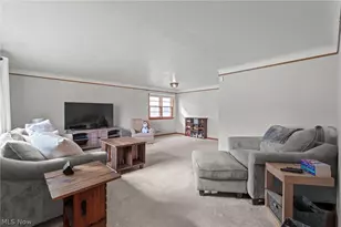 13406 Lakewood Heights Blvd, Oakwood, OH 44107 - Photo 3