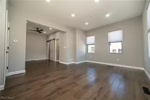 807 E 3rd St, Salem, OH 44460 - Photo 17