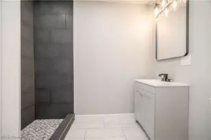 807 E 3rd St, Salem, OH 44460 - Photo 13