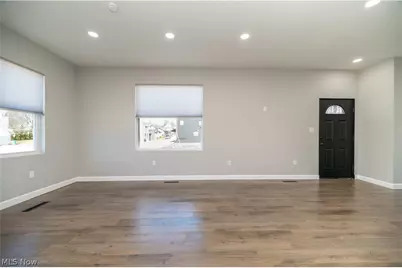 807 E Third Street, Salem, OH 44460 - Photo 15