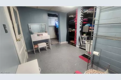 237 7th Street NW, New Philadelphia, OH 44663 - Photo 29