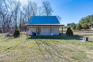 3236 Young Ave NW, Massillon, OH 44647 - Photo 3