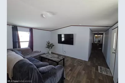 135 Inglewood Place, Elyria, OH 44035 - Photo 13