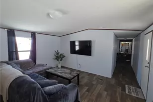 135 Inglewood Pl, Elyria, OH 44035 - Photo 13