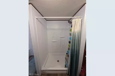 135 Inglewood Place, Elyria, OH 44035 - Photo 7