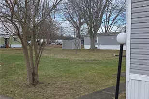 135 Inglewood Pl, Elyria, OH 44035 - Photo 23