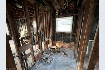 2773 Burton Street SE, Warren, OH 44484 - Photo 11