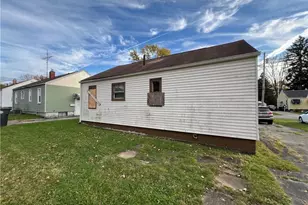 2773 Burton St SE, Warren, OH 44484 - Photo 3