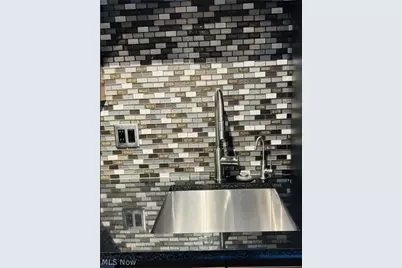 11850 Edgewater Drive #701, Oakwood, OH 44107 - Photo 13