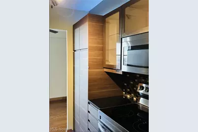 11850 Edgewater Drive #701, Oakwood, OH 44107 - Photo 11