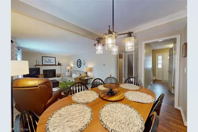 8330 Paddock Court, Mentor, OH 44060 - Photo 9