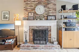 9024 Portage Pointe Dr, Streetsboro, OH 44241 - Photo 5