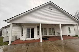 411 Petrick, Mingo Junction, OH 43938 - Photo 23