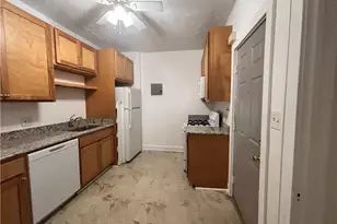 1340 W 65th St, Loveland, OH 44102 - Photo 5