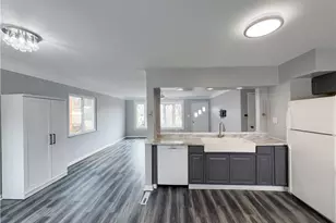 18715 Libby Rd, Maple Heights, OH 44137 - Photo 9