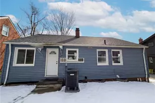 18715 Libby Rd, Maple Heights, OH 44137 - Photo 5