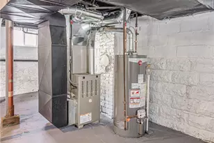 207 Denver St, Akron, OH 44305 - Photo 25