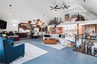 37931 Vine St, Willoughby Hills, OH 44094 - Photo 9