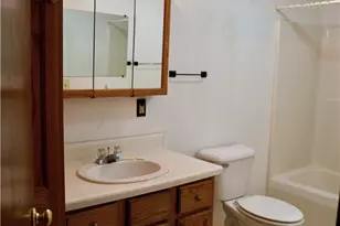 612 S Monroe St, Millersburg, OH 44654 - Photo 11