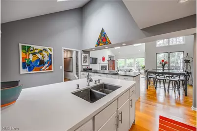 632 Blue Spruce Trail, Chagrin Falls, OH 44023 - Photo 13