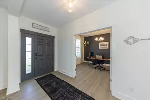 8810 Leatherleaf Dr, Columbia Station, OH 44028 - Photo 5