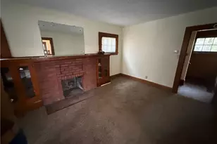 555 W Evergreen Ave, Youngstown, OH 44511 - Photo 3