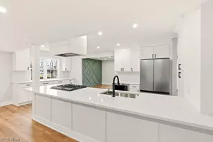 36988 Clearway Dr, Eastlake, OH 44095 - Photo 11