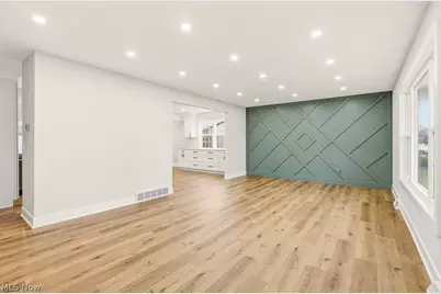 36988 Clearway Drive, Eastlake, OH 44095 - Photo 19