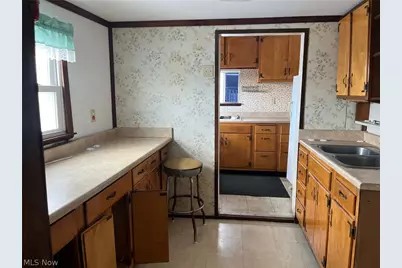 289 Canton Road, Wintersville, OH 43953 - Photo 7