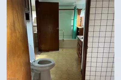 289 Canton Road, Wintersville, OH 43953 - Photo 11